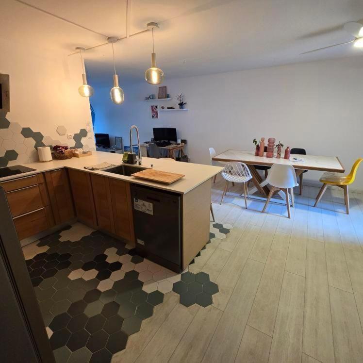 Chambre Chez L'Habitant Cosy Et Moderne, Vue Sur Montagne Saint-Denis Dış mekan fotoğraf